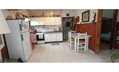 CASA 3 AMB GARAGE ZONA AEROPARQUE