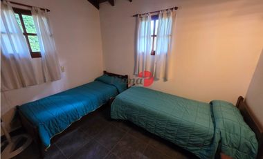 Casa en Venta - Zona Lasalle - Excelente Estado - 6 Ambientes