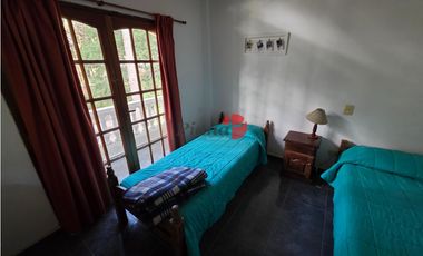 Casa en Venta - Zona Lasalle - Excelente Estado - 6 Ambientes