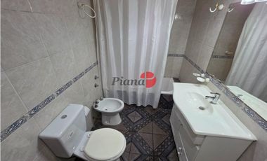 Casa en Venta - Zona Lasalle - Excelente Estado - 6 Ambientes