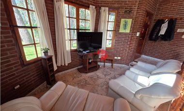 Casa en Venta - Zona Lasalle - Excelente Estado - 6 Ambientes