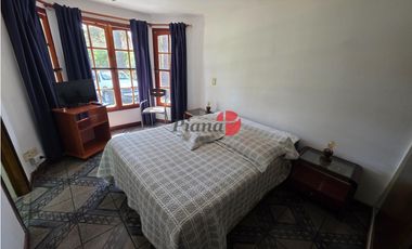 Casa en Venta - Zona Lasalle - Excelente Estado - 6 Ambientes