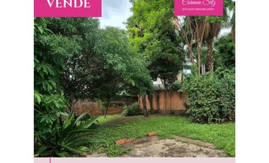 Terreno con casa a demoler o reciclar