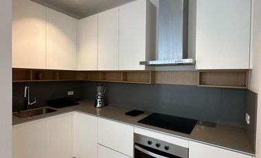 VENTA Suite con balcón vista frontal. Edificio OH- Gonzáles Suárez. CW