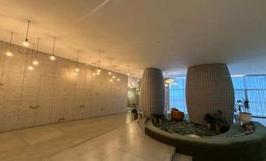 VENTA Suite con balcón vista frontal. Edificio OH- Gonzáles Suárez. CW