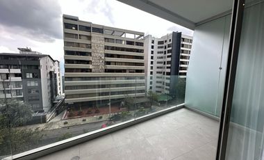 VENTA Suite con balcón vista frontal. Edificio OH- Gonzáles Suárez. CW