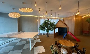 VENTA Suite con balcón vista frontal. Edificio OH- Gonzáles Suárez. CW