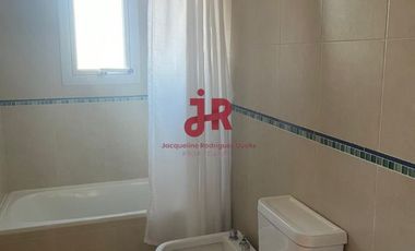 CODIGO 677 - CASA EN VENTA EN OSTENDE - OPORTUNIDAD - 4 DORMITORIOS