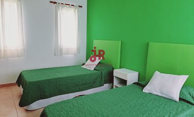 CODIGO 677 - CASA EN VENTA EN OSTENDE - OPORTUNIDAD - 4 DORMITORIOS