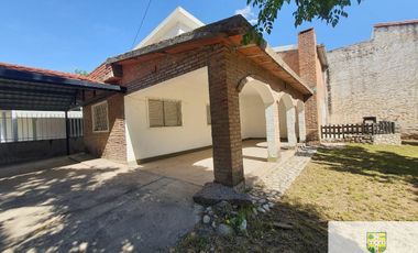 Alquiler Temporario frente al río Mina Clavero 00317