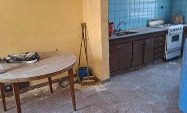 Departamento Tipo Casa en venta en Lanus Este