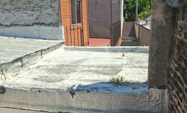Departamento Tipo Casa en venta en Lanus Este