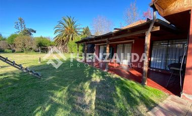 Casa en Arriendo en Camino El Rosario