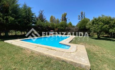 Casa en Arriendo en Camino El Rosario