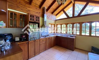 Casa en Arriendo en Camino El Rosario