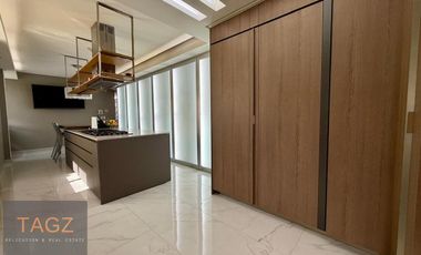 Venta moderno departamento Club de Golf Bosques 4/5 recamaras