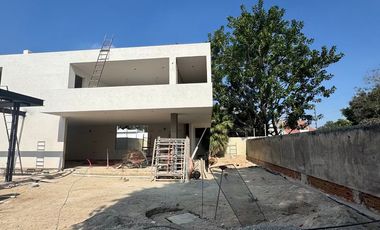 CASA EN RENTA EN COLINAS DE SAN JAVIER