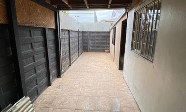 SE ARRIENDA CASA EN SECTOR LAGUNILLA 4 CORONEL