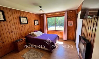 Tres casas en exclusivo condominio Santa Helena