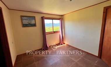 Tres casas en exclusivo condominio Santa Helena