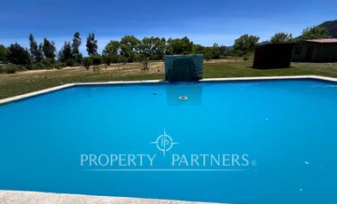 Tres casas en exclusivo condominio Santa Helena