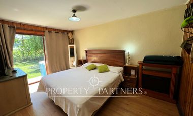 Tres casas en exclusivo condominio Santa Helena