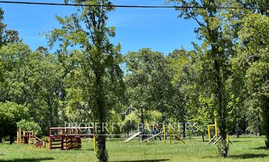 Tres casas en exclusivo condominio Santa Helena