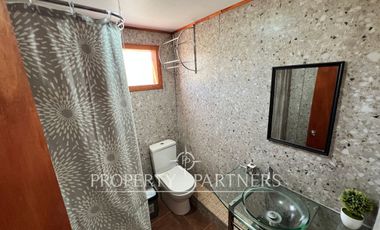 Tres casas en exclusivo condominio Santa Helena