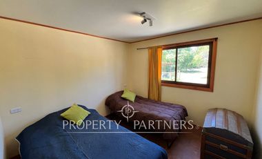 Tres casas en exclusivo condominio Santa Helena