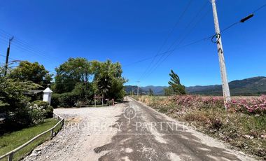 Tres casas en exclusivo condominio Santa Helena