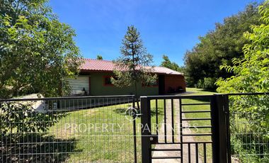 Tres casas en exclusivo condominio Santa Helena