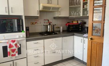 Venta departamento con vista panorámica en edificio Club de Yates