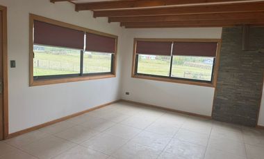 Arrienda casa en condominio de Villarrica.