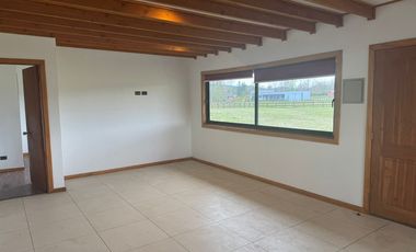 Arrienda casa en condominio de Villarrica.