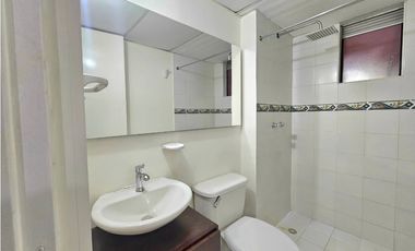 APARTAMENTO EN ARRIENDO, QUINTO PISO, GRAN GRANADA