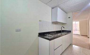 APARTAMENTO EN ARRIENDO, QUINTO PISO, GRAN GRANADA