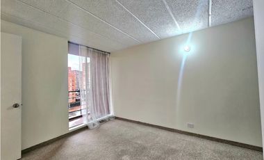 APARTAMENTO EN ARRIENDO, QUINTO PISO, GRAN GRANADA