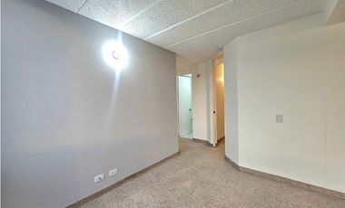 APARTAMENTO EN ARRIENDO, QUINTO PISO, GRAN GRANADA