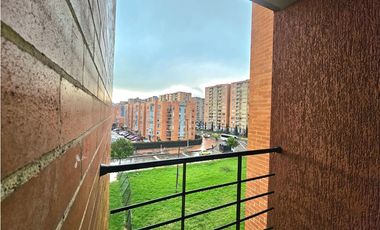 APARTAMENTO EN ARRIENDO, QUINTO PISO, GRAN GRANADA