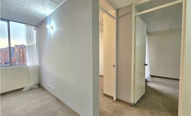 APARTAMENTO EN ARRIENDO, QUINTO PISO, GRAN GRANADA