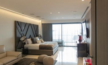 CASA MAGESTUOSA EN MEDELLIN AVENIDA LAS PALMAS   ✅