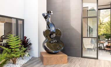 CASA MAGESTUOSA EN MEDELLIN AVENIDA LAS PALMAS   ✅