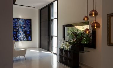 CASA MAGESTUOSA EN MEDELLIN AVENIDA LAS PALMAS   ✅