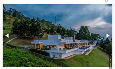 CASA MAGESTUOSA EN MEDELLIN AVENIDA LAS PALMAS   ✅