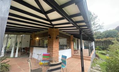 VENTA DE CASA CAMPESTRE RETIRO