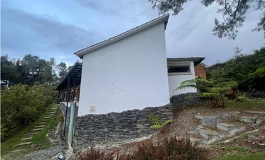 VENTA DE CASA CAMPESTRE RETIRO