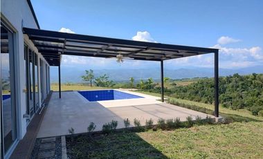 VENTA CASA CAMPESTRE SECTOR LA CARMELITA CERRITOS PEREIRA