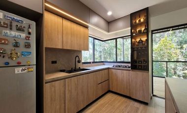 Casa campestre en arriendo o venta, Rionegro, Antioquia.