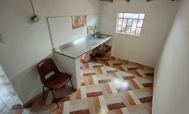 Arriendo Apartaestudio Cristo Rey, Carmen de Vibooral