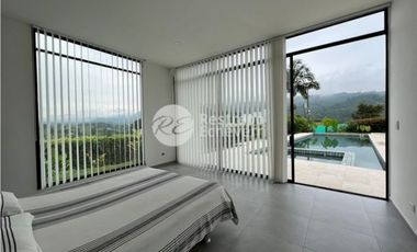Casa Amoblada en conjunto en arriendo, El Rosario, Manizales